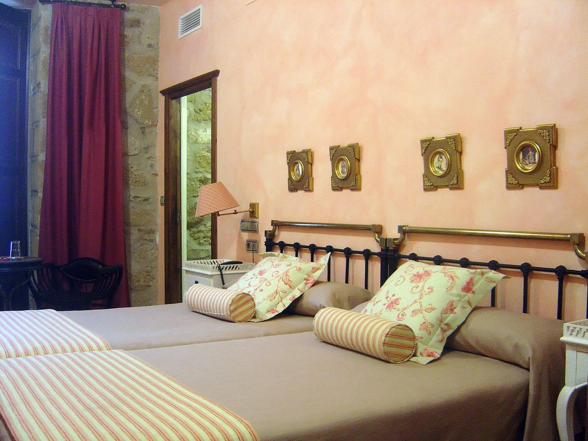 באיסה Hotel Cetina Palacio De Los Salcedo מראה חיצוני תמונה