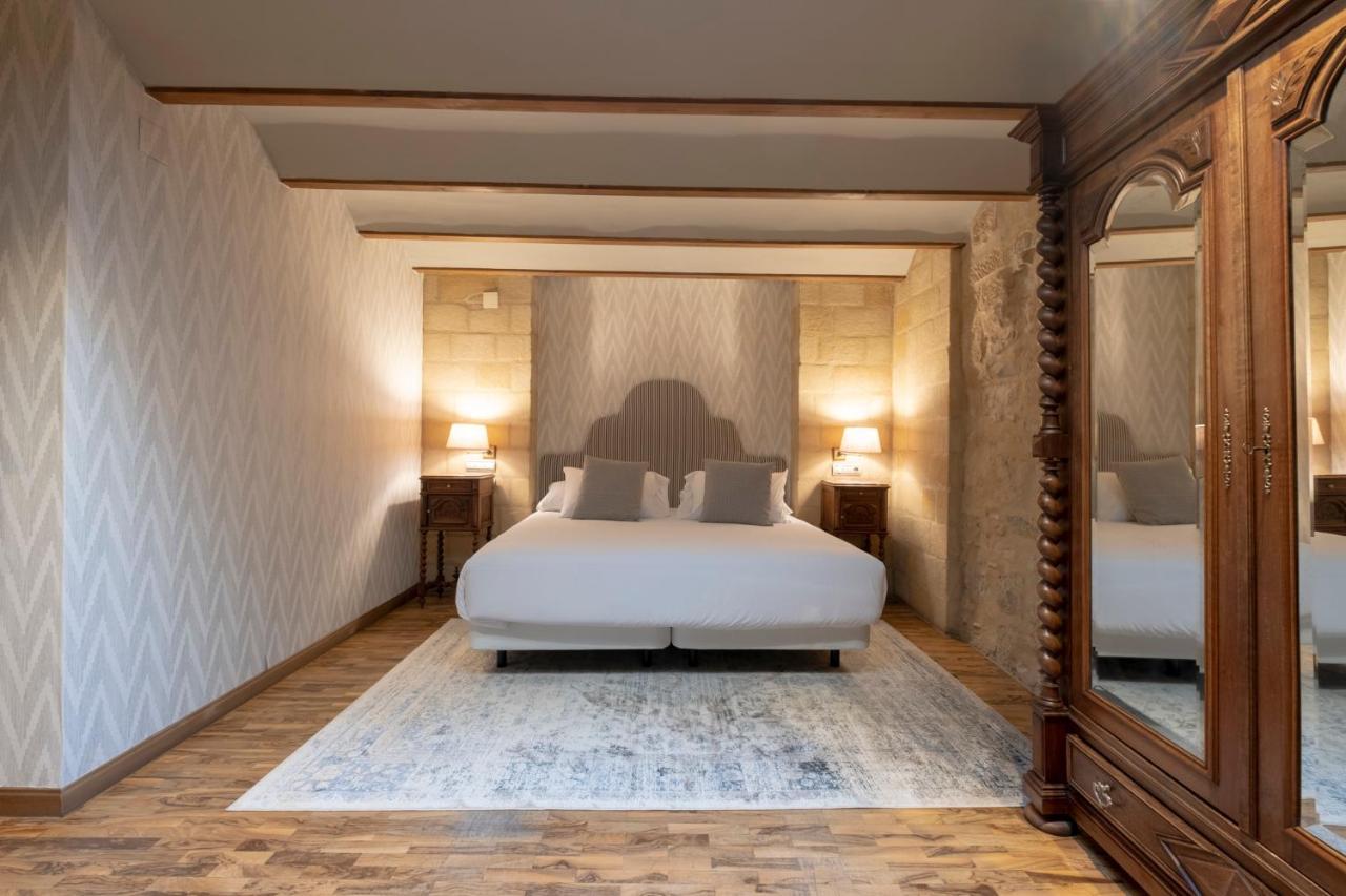 באיסה Hotel Cetina Palacio De Los Salcedo מראה חיצוני תמונה